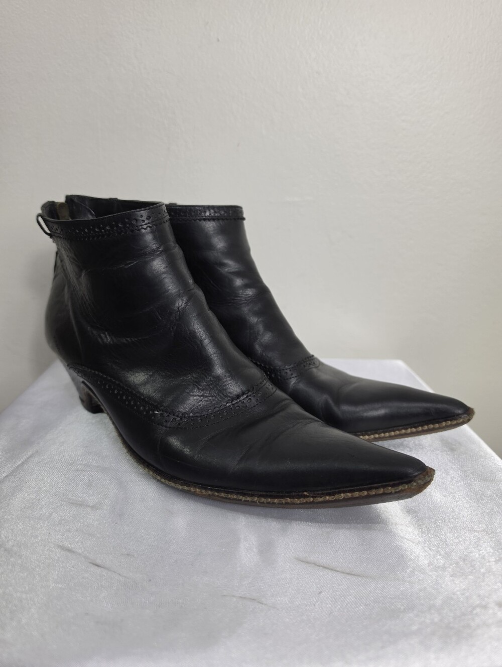 Dries Van Noten Black Pointed Leather Ankle Booties